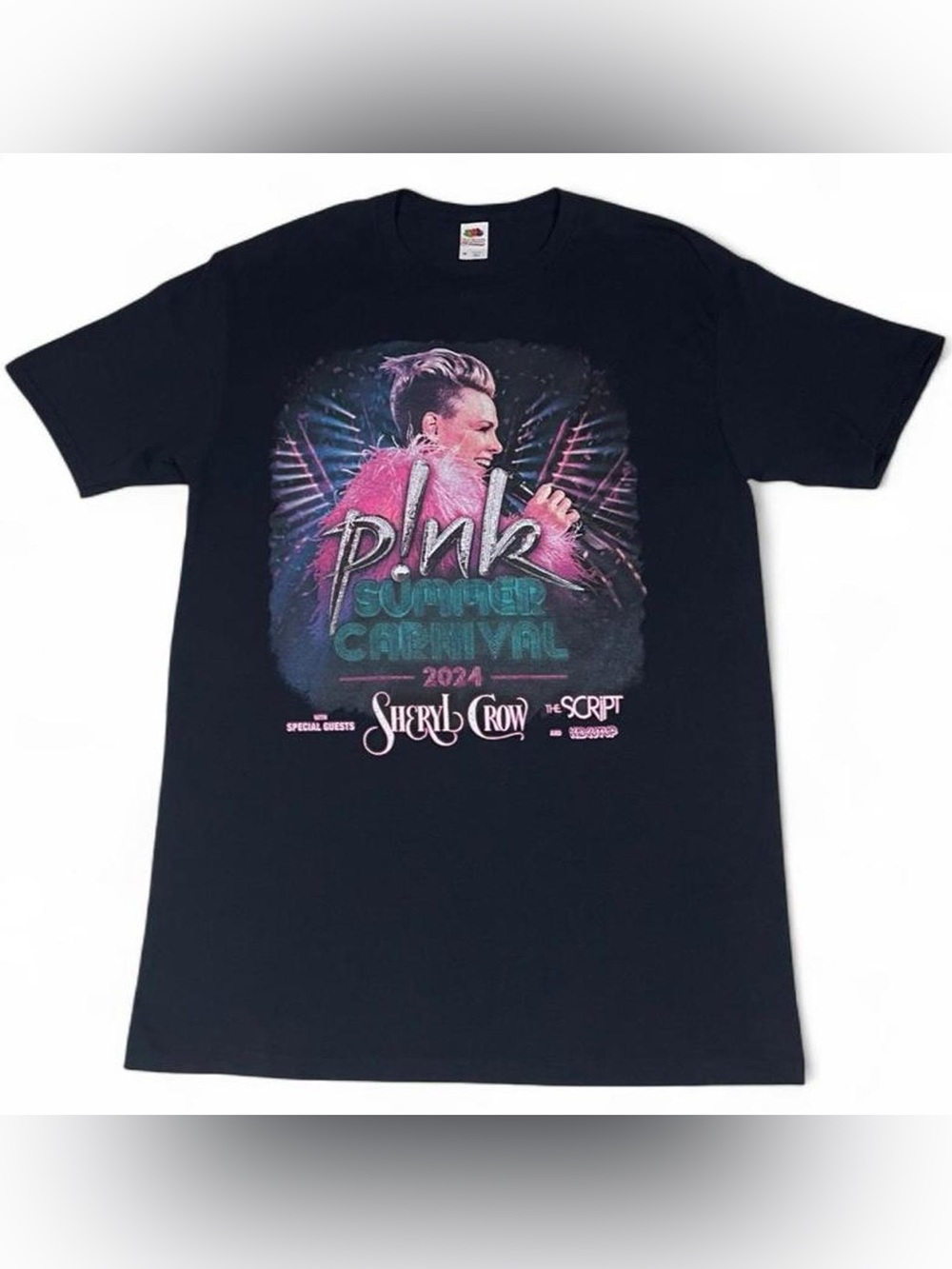 Pink Summer Carnival 2024 Tour Official T-Shirt in Black Size M NWOT Graphic Tee
